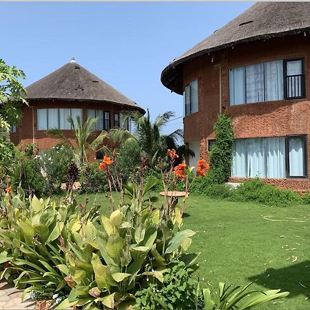 Marcelo Beach Club Lome Exterior photo